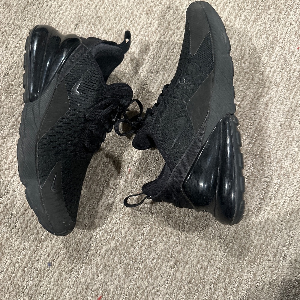 Air 70 women’s 7.5